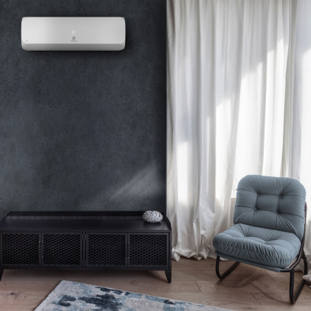 Electrolux �����-������� ����� Loft EACS-18HAL/N8
